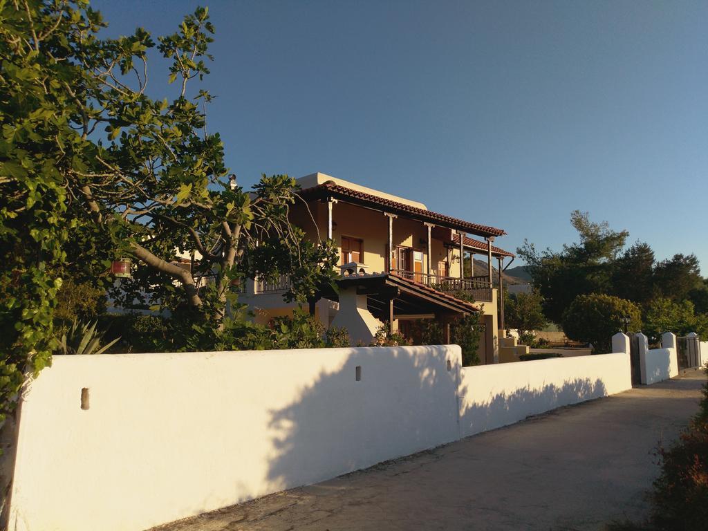 Explore Aegina Island Souvala Exterior photo
